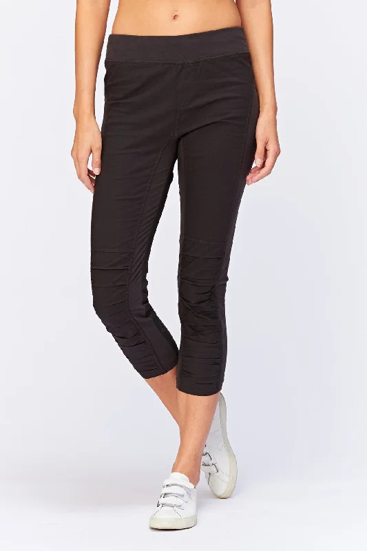 Jetter Crop Legging