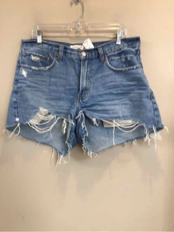 ABERCROMBIE & FITCH SIZE 12 Ladies SHORTS