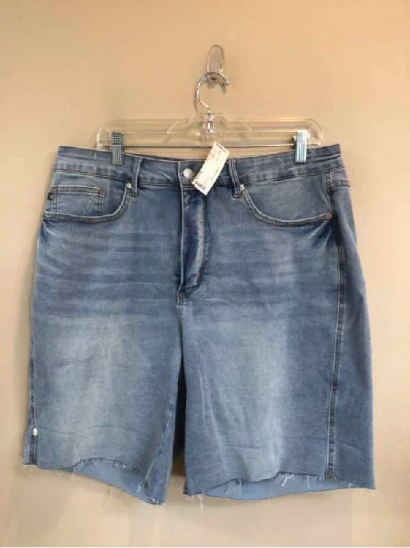 JUDY BLUE SIZE 3 X Ladies SHORTS