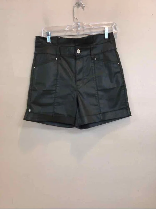 WHITE HOUSE BLACK MARKET SIZE 4 Ladies SHORTS